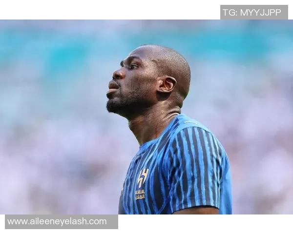 黑人足球明星黄头发的传奇故事与足球世界的多元魅力 黑人足球明星黄头发的传奇故事与足球世界的多元魅力