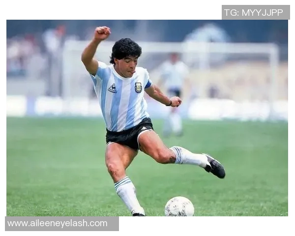 马拉多纳:阿根廷足球历史上不可磨灭的传奇之星 马拉多纳:阿根廷足球历史上不可磨灭的传奇之星