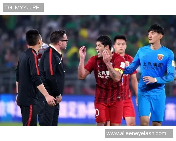 上海上港与首尔精彩对决集锦回顾球迷必看瞬间全记录 上海上港与首尔精彩对决集锦回顾球迷必看瞬间全记录