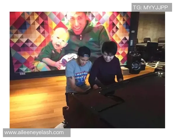 女歌手与足球明星的交集有哪些值得关注的女性人物